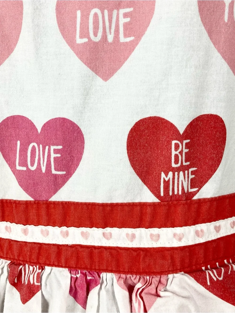 SUR LA TABLE Apron Red Love Heart Pom Pom Trim